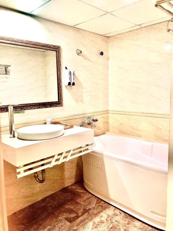 האי פונג Holiday Hotel 2 מראה חיצוני תמונה